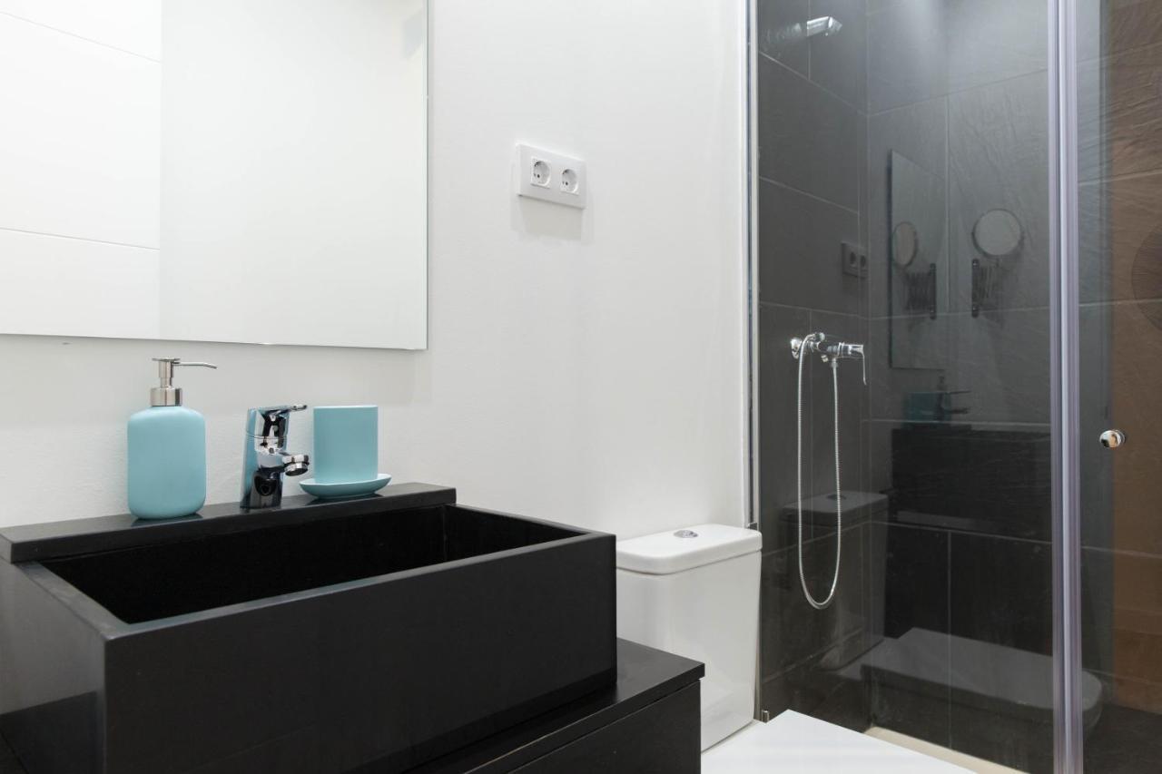 For You Rentals New Design Apartment Temporal Puerta Del Sol Pre10C Madrid Exterior photo