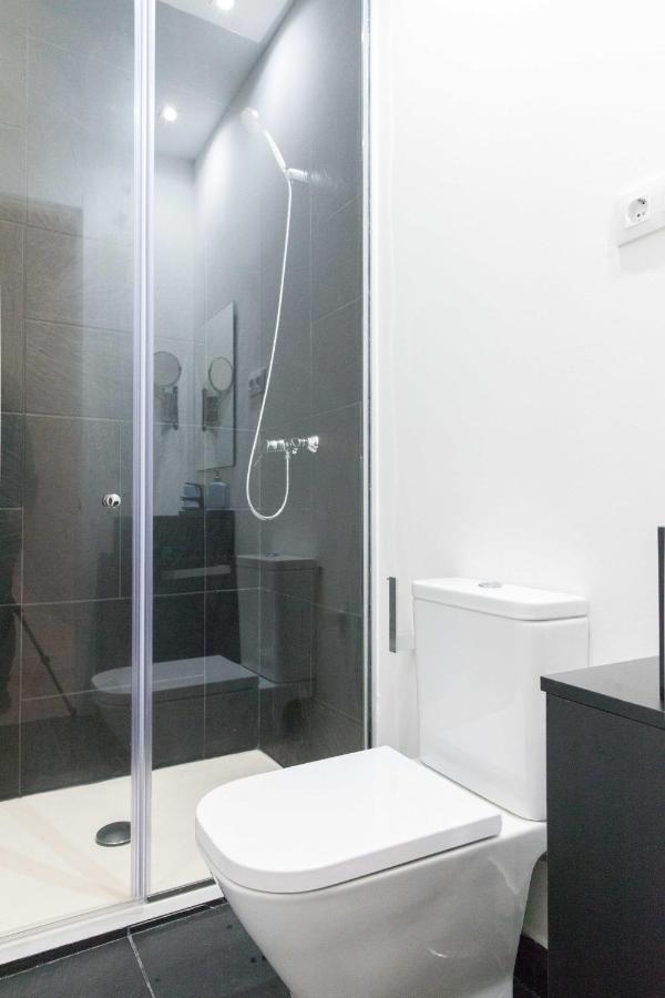For You Rentals New Design Apartment Temporal Puerta Del Sol Pre10C Madrid Exterior photo