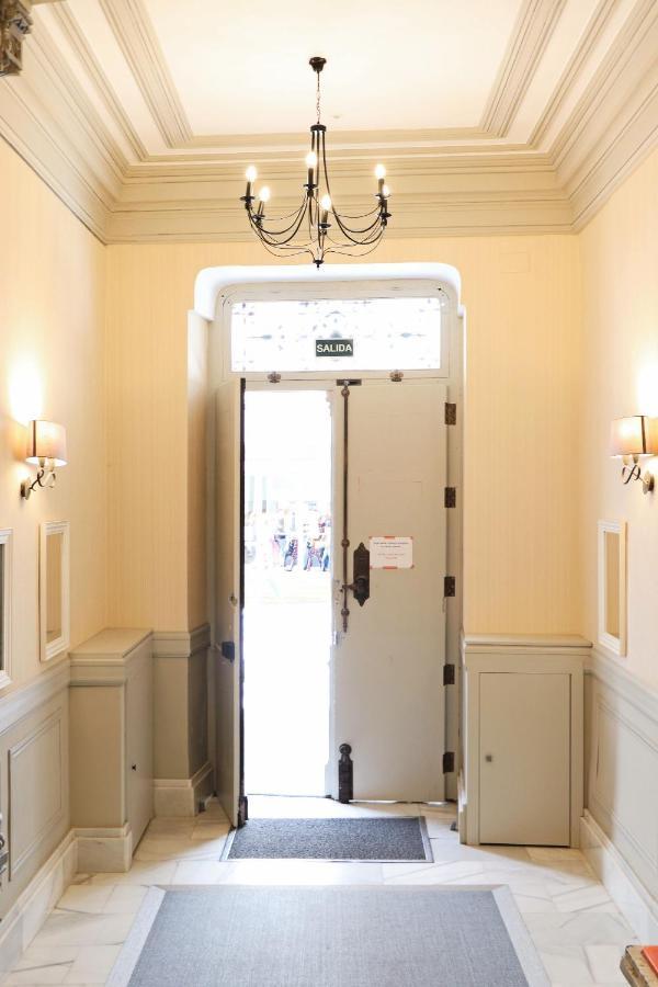 For You Rentals New Design Apartment Temporal Puerta Del Sol Pre10C Madrid Exterior photo
