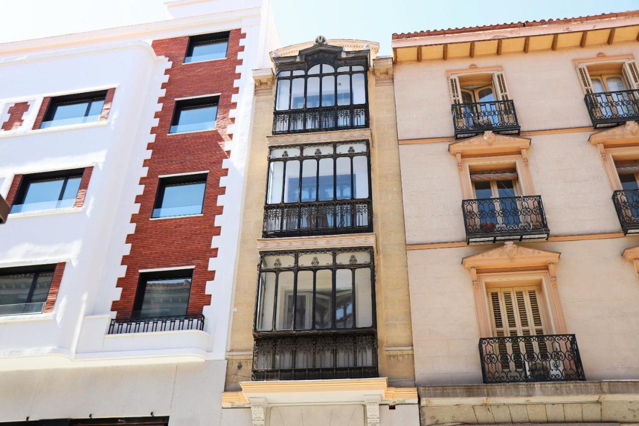 For You Rentals New Design Apartment Temporal Puerta Del Sol Pre10C Madrid Exterior photo